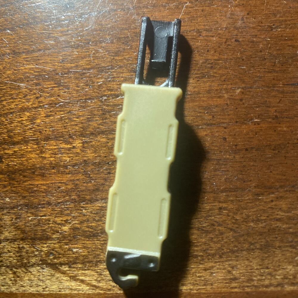 GI JOE Knife Holder For 12” Action Figure 1/6 Scale Vintage 1990’s.